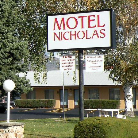 Motel Nicholas Omak Exterior foto