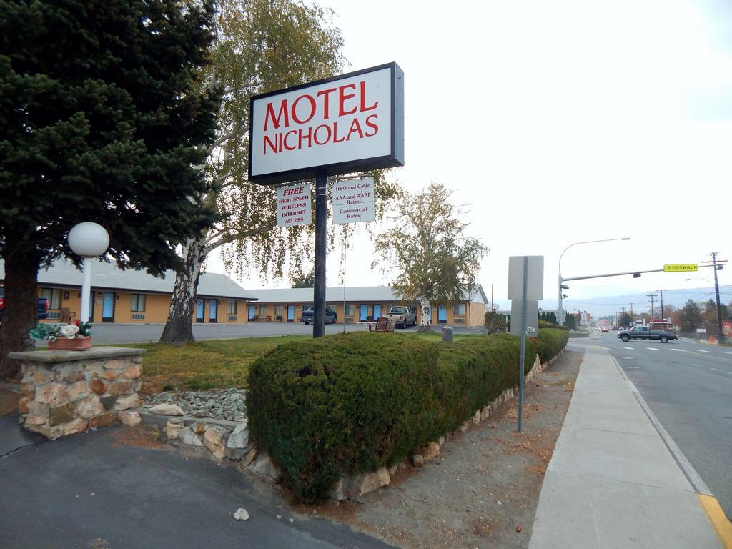 Motel Nicholas Omak Exterior foto